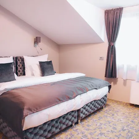 S Club Aqua Park And בלגרד